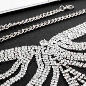 Großhandel High Waist Design Goldkette Strass Dessous Set Halfter Frauen Sexy Body Chain Schmuck - Product Image 4