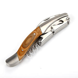 Sacacorchos Yangjiang XR90578 de acero inoxidable con mango de madera, versátil, estilo plano, para abrir cerveza y vino. - Product Image 5