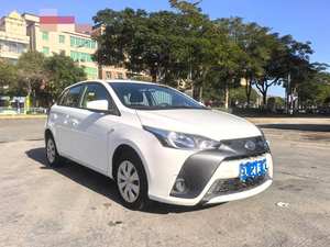 Toyota Yaris <span class=keywords><strong>L</strong></span> 1.5E CVT 2016, Économique en carburant, <span class=keywords><strong>Voiture</strong></span> de ville fiable, Faible coût de fonctionnement, Facile à stationner - Product Image 3