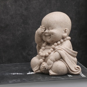 Adorabile Statuetta di Monaco in Resina Ispirata allo Zen - "Non veder niente, non udere niente, non dire niente" con Buddha Sorridente, Perfetta per Interni - Product Image 1
