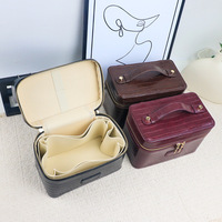 Trousse de Toilette de Voyage Imperméable en Cuir PU Motif Crocodile Grande Capacité avec Séparateurs