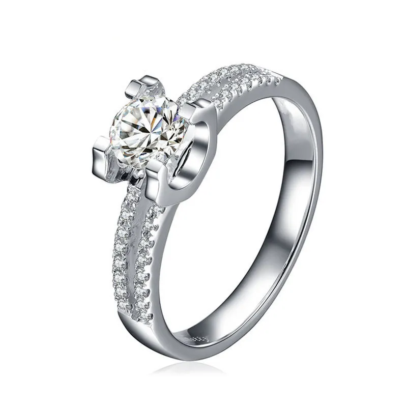 패션 도매 2023 실버 포장 다이아몬드 반지 여성 약혼을 위한 다른 빛나는 돌 반지