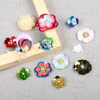 Prix usine 3d strass décorer couture sur vêtements accessoires Applique à la main paillettes fleurs Patch