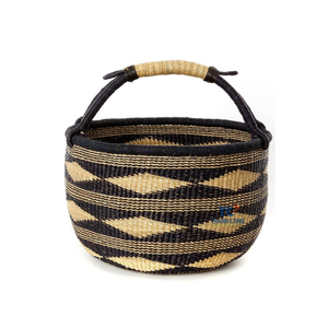 El mejor precio para una elegante cesta de almacenamiento de algas marinas africanas hecha a mano en Vietnam con tela de algodón de mimbre de ratán para uso en la cocina - Product Image 3