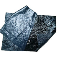 Échantillon de membrane de toiture en bitume auto-adhésive ultra-résistante 1,5 mm en polyester SBS PE, imperméable pour étang, tunnel et toit