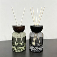 Diffuseur d'aromathérapie cylindrique de luxe en verre avec bouchon à vis/bouchon en verre, vase estampé à chaud
