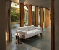 Ensemble de canapés en cuir modernes européens pour la maison, le bureau, la salle à manger et la chambre à coucher Sièges de luxe pour hôtels 5 étoiles Métal et bois de qualité commerciale