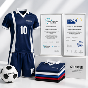 Maillot de football rétro classique personnalisé avec technologie avancée d'évacuation de l'humidité pour les académies de jeunes - Product Image 6