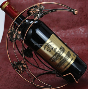 Tùy Chỉnh Sang Trọng Kim Loại Nhôm Không Thấm Nước 3D Nổi Mờ Tinh Tế <span class=keywords><strong>2025</strong></span> Mới Nước Hoa Chai Rượu Vang Sang Trọng Nhãn Dán Rượu Vang - Product Image 2