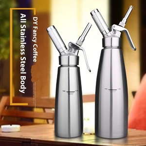 Pistolet à crème en acier inoxydable en gros d'usine, mousseur à lait en métal avec bouchon de lait Snow Top pour la décoration de café - Product Image 1
