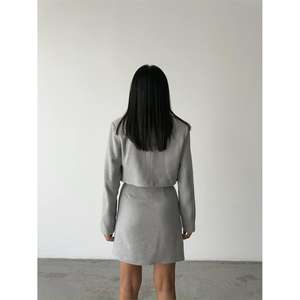 Conjunto de Falda y Chaqueta Corta de Cachemira con Detalle de Botones, Color Gris, para Mujer, Otoño, Estilo Minimalista, Manga Larga, Talla S - Product Image 2