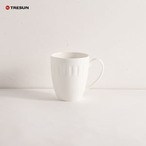 Precio DE FÁBRICA DE China, OEM personalizado barato, <span class=keywords><strong>18</strong></span> 24 32 <span class=keywords><strong>piezas</strong></span>, <span class=keywords><strong>vajilla</strong></span>, juego de cena de porcelana en relieve blanco para - Product Image 4