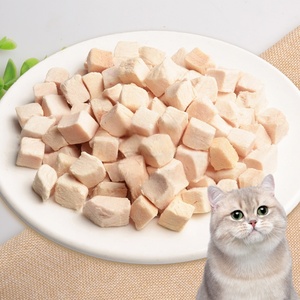 Cubetti di petto di pollo liofilizzati il <span class=keywords><strong>gatto</strong></span> tratta snack per gatti nutrizionalmente ingrassanti con alimenti misti 100% carne pura - Product Image 1