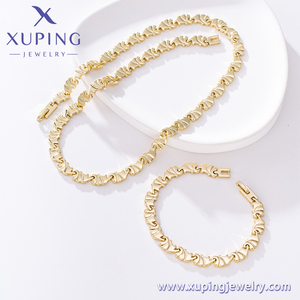 XUPING Goldfarbenes Gedrehtes Halsketten- und Armband-Set Modischer Schmuck Trendiges Alltags-Accessoire Stilvolle Statement-Accessoires - Product Image 3