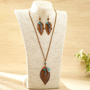 Ensemble collier et boucles d'oreilles feuilles bohèmes en alliage plaqué bronze antique, bijoux de fête pour femmes - Product Image 3