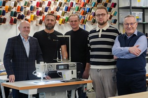 Máquina de Coser Computarizada de Alta Resistencia Brother NEXIO <span class=keywords><strong>Serie</strong></span> UF-8900 de Accionamiento Directo y Alimentación Unísona para Materiales Gruesos - Product Image 2