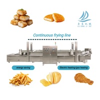 Friteuse industrielle automatique à bananes frites avec filtre à huile, machine à frire continue pour chips d'oignon croustillants et frites de pommes de terre sur convoyeur