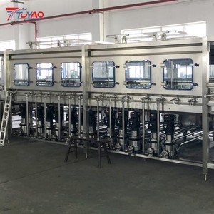 Ligne de production automatique de bouteilles et de fûts d'eau pure de 5 gallons, contrôlée par PLC, 450 BPH, pour les boissons - Product Image 4