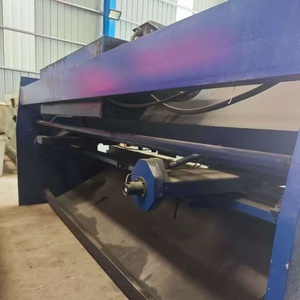 Cisaille hydraulique 10x3200mm pour la découpe de tôles d'acier, usage intensif - Product Image 2