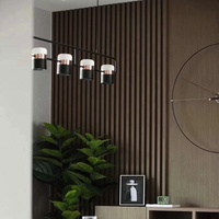 Lames de bois verticales Revêtement mural 3D Panneaux décoratifs Intérieur pour hôtel Restaurant Design Luxe