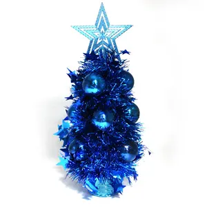 Hot Selling Kwaliteit Xmas Mini Kerstboom Pet Tinsel Ornamenten Festival Tafelversiering Met Beste Kwaliteit