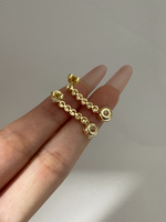 Boucles d'oreilles pendantes personnalisées en or jaune 18 carats avec diamant de laboratoire rond serti clos et perles, bijoux raffinés