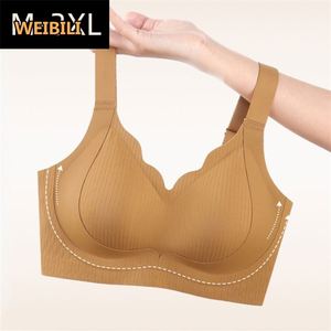 Vente <span class=keywords><strong>en</strong></span> gros 34 36 38 40 <span class=keywords><strong>42</strong></span> 44DE Soutien-gorge sans fil à bonnets larges Soutien-gorge souple froncé Push up grande <span class=keywords><strong>taille</strong></span> pour femmes - Product Image 1