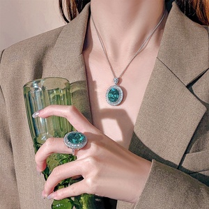 Ensemble de bijoux vintage tendance en cuivre écologique avec pendentif ovale en zircone cubique noir et gris 15*18mm pour femme - Product Image 4