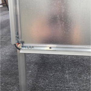 Panneau de trottoir d'affichage publicitaire stable et lourd pour magasin A0/A1/B1/B2 profilé en aluminium argenté - Product Image 4