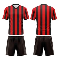 Uniforme de football à manches courtes personnalisé nouveau style, noir, rouge, à rayures, en polyester, respirant, pour hommes, WO-X970