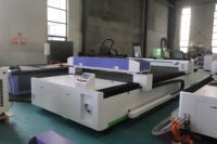 Machine de découpe laser 2 en 1 à double tête, laser fibre pour métal et laser CO2 pour non-métaux, machine de découpe CNC à grande vitesse