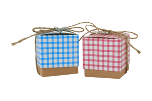 <span class=keywords><strong>Caja</strong></span> de papel cuadrada a cuadros de <span class=keywords><strong>dos</strong></span> colores, cajas de recuerdo de fiesta de chocolate <span class=keywords><strong>para</strong></span> dulces de bebé, decoración de Baby Shower, favores de mesa, mesa de <span class=keywords><strong>cena</strong></span> de cumpleaños - Product Image 4