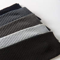 Haute qualité 5 paires noir gris hommes travail d'affaires formel chaussettes en fibre de bambou avec boîte-cadeau
