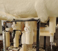 Mousse PU rigide à cellules ouvertes et fermées bicomposante MDI Wanhua PM200 pour l'isolation thermique des maisons, des pipelines et des entrepôts frigorifiques