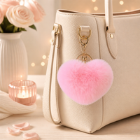 Vente en gros de porte-clés en peluche en forme de cœur unisexe, 18 couleurs, en coton PP, jouet rembourré de 8 cm, breloque de sac, cadeau de Noël et du Nouvel An, usine OEM