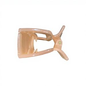 Pinza de Pelo de Diseño Rectangular con Logotipo Personalizado, Elegante, Estilo Coreano, de Alta Gama, Fabricada por el Fabricante de Plástico OEM de Nhi Binh, 8 cm, Duradera - Product Image 1