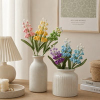 LUYI Bouquet de feuilles en laine crochetées écologiques, style féerique romantique, avec branches de fleurs de jacinthe de vigne, pour remise de diplôme et Noël