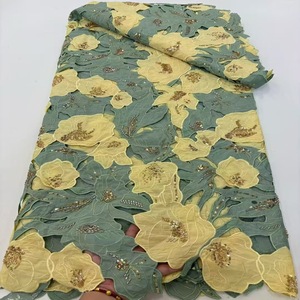 Dentelle florale africaine, tissu guipure ajouré, broderie de perles, tube de sequins, accessoires pour robes de mariée, perles solubles dans l'eau, 130 cm - Product Image 6