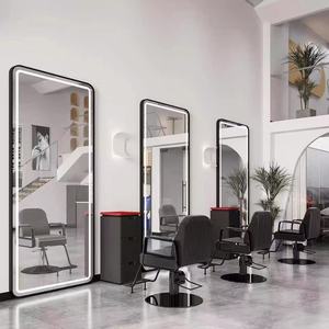 Miroir mural LED rectangulaire moderne pour salon de coiffure avec interrupteur tactile Éclairage simple face Conception durable et écologique - Product Image 1