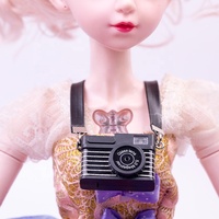 2026 Vente directe fabricant Mini appareil photo pour maison de poupée avec lumières et sons, accessoire en plastique avec sangle d'épaule pour poupées BJD 1/3 1/4 1/6, vente en gros