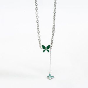 จี้ผีเสื้อสีเขียวสไตล์ญี่ปุ่นเกาหลี ทำจากไทเทเนียมสตีล พร้อมสร้อยคอคล้องไหปลาร้า  จี้รูปแมลงทำจากสแตนเลส - Product Image 2