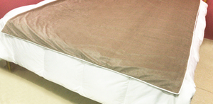 Bán Buôn Đơn Giản Rắn Màu Đen Lông Cừu Flannel Chăn 100% Polyester Dệt Kim Nhung Ném Cho Tất Cả Các Mùa Đồng Bằng Phong Cách Hot Bán - Product Image 4