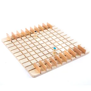 Jouet cérébral d'intelligence multi-personnes Jeu d'échecs en bois Nouveau design Jeu de bureau en bois pour enfants Double pensée logique