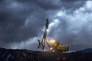 Epiroc PowerROC T35 geïntegreerde volledig hydraulische boorhamer voor rotsboringen, DTH oppervlakteboorinstallatie voor blastgaten - Product Image 5