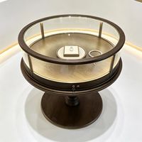 Vitrine à bijoux éclairée par LED avec dimensions personnalisables, construction robuste, écologique et durable