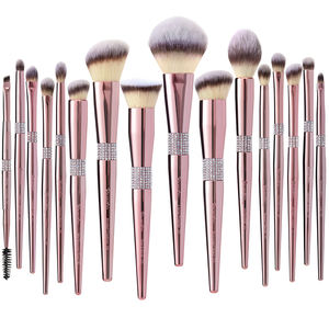 2025 DailyQueen Bling argent strass pinceaux de maquillage ensemble étiquette privée paillettes cristal diamant rose doux pinceau blaireau - Product Image 4