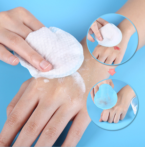 Lingettes démaquillantes féminines personnalisées avec logo d'usine, zéro pore, à l'acide glycolique, exfoliantes et nettoyantes - Product Image 1