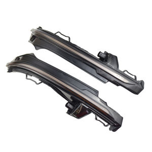 Indicatore di Direzione Dinamico a LED Sequenziale per Specchietto Laterale per <span class=keywords><strong>Audi</strong></span> <span class=keywords><strong>Q5</strong></span> FY 2018 2019 / Q7 4M <span class=keywords><strong>2016</strong></span> 2017 2018 - Product Image 1