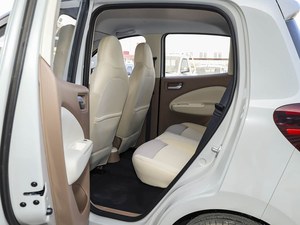Hongguang MINI EV 2025, Cuarta Generación, Modelo Avanzado de Cuatro Puertas - Product Image 4