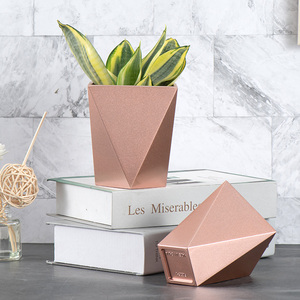 Maceta <span class=keywords><strong>de</strong></span> melamina <span class=keywords><strong>de</strong></span> diseño único para plantas, macetas <span class=keywords><strong>de</strong></span> flores para balcón interior, con <span class=keywords><strong>palabras</strong></span> personalizadas - Product Image 1